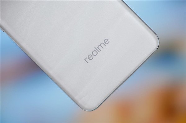 首发全新索尼超光影潜望长焦!真我13 Pro+图赏