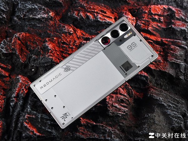 被低估的旗舰U!高通骁龙8 Gen3领先版实测:性能强 很少有厂商用