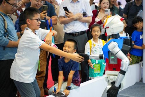 宇树闪耀 2024 世界机器人大会,彰显技术领先地位!