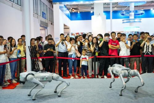 宇树闪耀 2024 世界机器人大会,彰显技术领先地位!