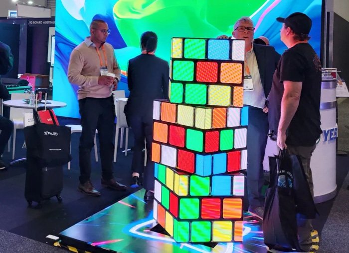 澳大利亚 Integrate 2024 | 实力出圈!新亚胜创意组合屏打造艺术空间