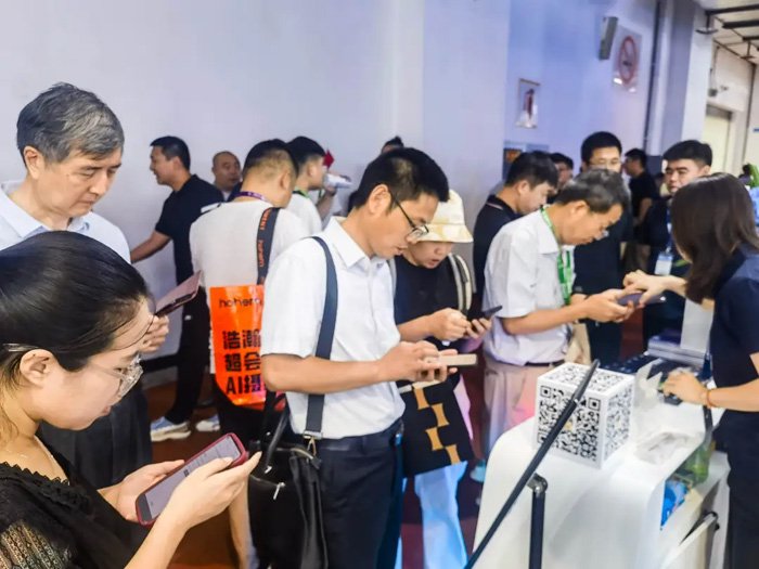 激光匠造,十载华章|SHARP/NEC惊艳亮相BIRTV 2024