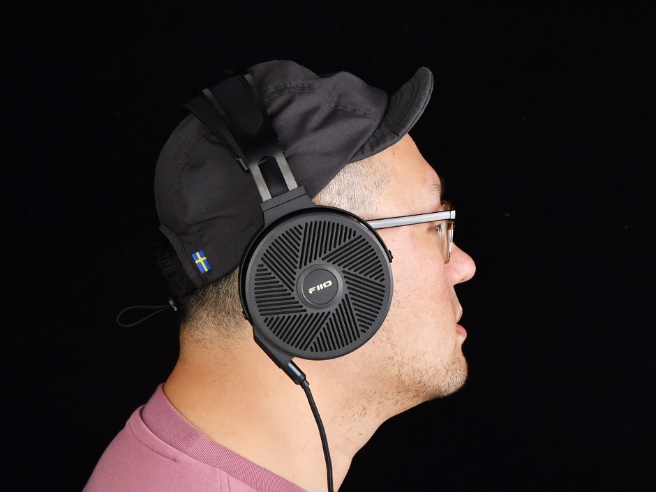 飞傲FT5图赏 平板大耳新旗舰