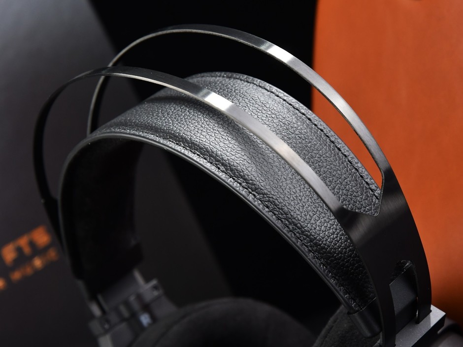 飞傲FT5图赏 平板大耳新旗舰