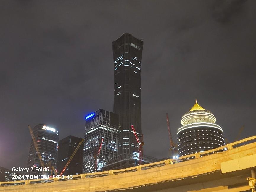 三星Galaxy Z Fold6体验:依然精致的外观 也是迄今为止最强的三星折叠屏