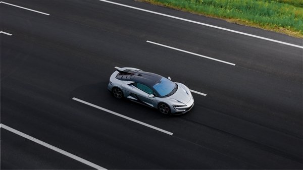 比亚迪百万超跑 仰望U9支持双枪快充:功率500千瓦