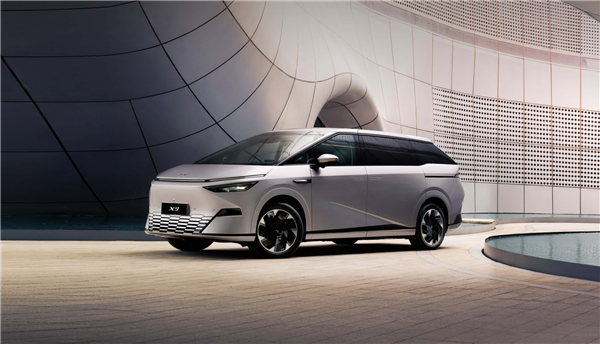 小鹏X9七月销量1500台!连续七个月获纯电MPV销量第一