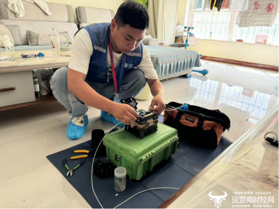 暖心救人！他的名字叫“移动装维小哥”