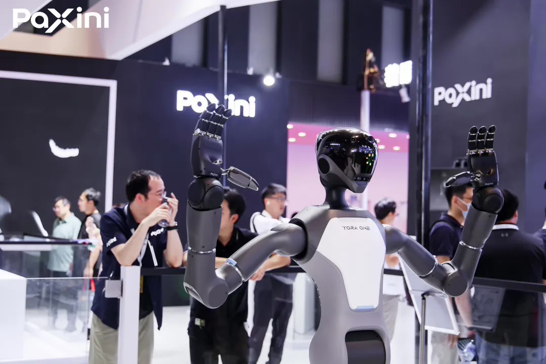 帕西尼发布第二代多维触觉人形机器人 TORA-ONE:双手集成近 2000 个自研 ITPU 传感单元