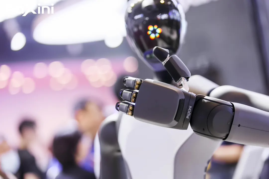 帕西尼发布第二代多维触觉人形机器人 TORA-ONE:双手集成近 2000 个自研 ITPU 传感单元