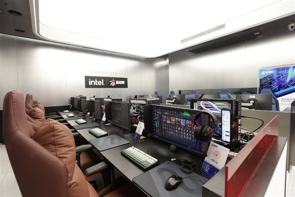 171台都是i9-14900K!全国最大全场i9K网咖开业 曾经的网吧彻底变了