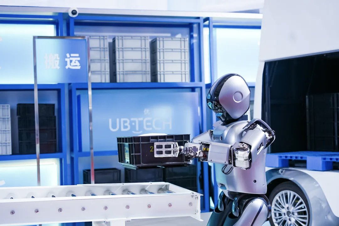 车企招了一批「钢铁实习生」,它们是人形机器人进入现实的关键