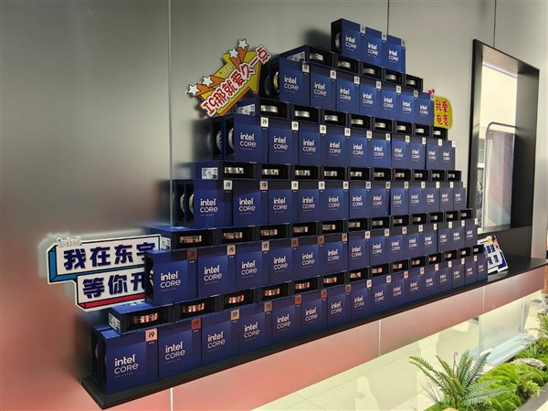 171台都是i9-14900K!全国最大全场i9K网咖开业 曾经的网吧彻底变了