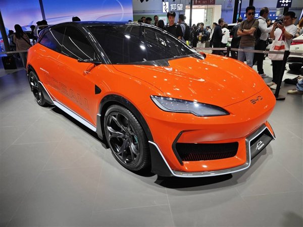 比亚迪首款钢炮来了!海豹06GT成都车展亮相:马力最大421匹