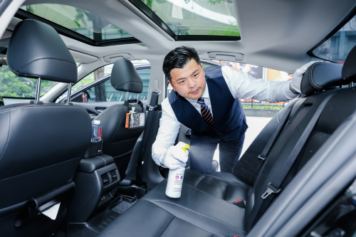 滴滴专车携宠出行49城上线 宠物友好不拒载 分档计价满足多样需求