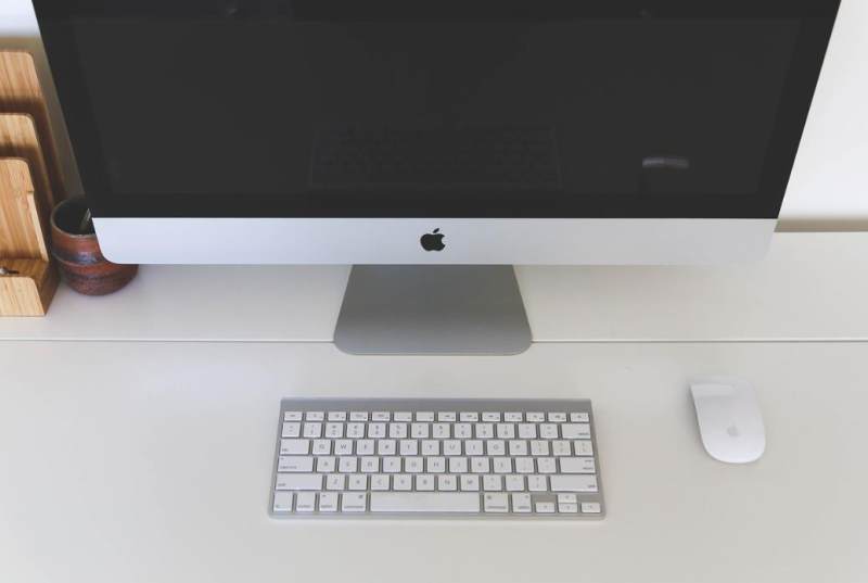 大砍苹果一刀,巴菲特突然大撤退到底发生了什么?