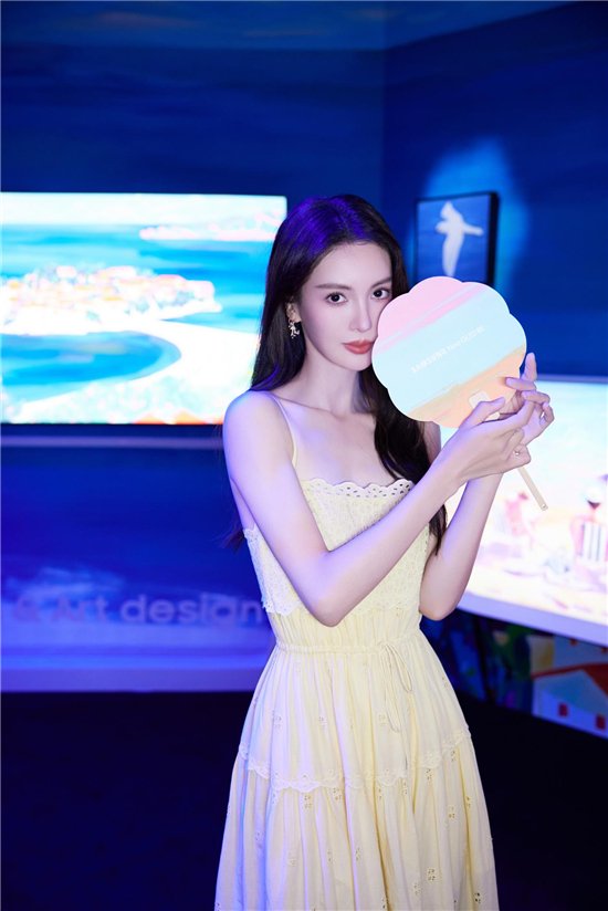 和金晨一起感受三星电视的“六感”魅力，开启神愈之旅！