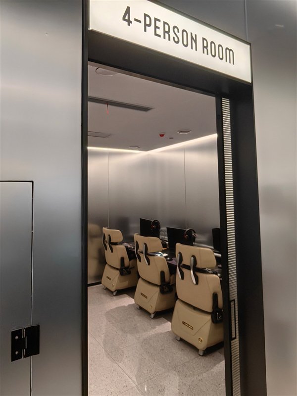 171台都是i9-14900K!全国最大全场i9K网咖开业 曾经的网吧彻底变了