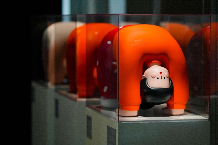 以科技普惠艺术,「TCL日光月影艺术馆」启幕