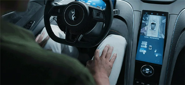 比亚迪百万超跑 仰望U9支持双枪快充:功率500千瓦