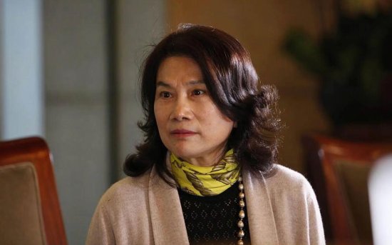 70岁董明珠提明年可能从格力退休:靠年轻人接力