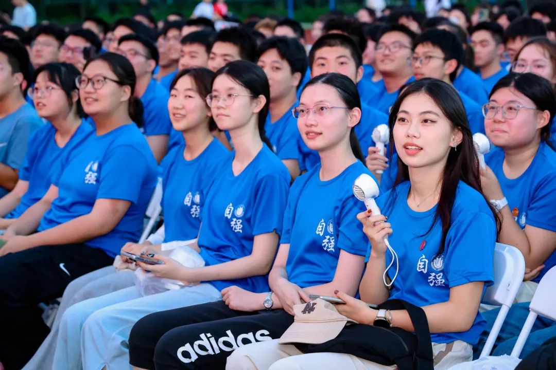 上海大学校长寄语新生：大学该如何锻造AI时代的核心竞争力？