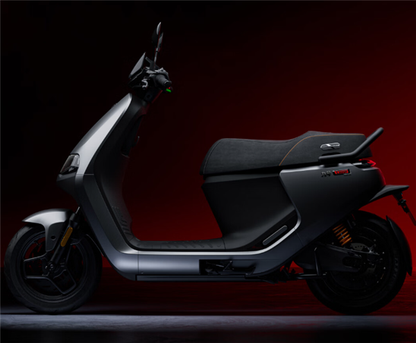 九号电动摩托车E300P MK2发布:零百加速5.9秒、最远跑135km