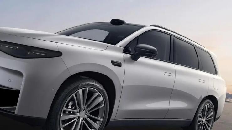 「平平无奇」的零跑C16,怎么就成「六座神车 」