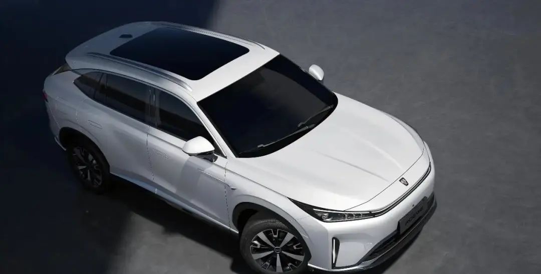 上汽荣威向吉林捐赠 30 辆医疗巡诊专用车:打通基层医疗“最后一公里”