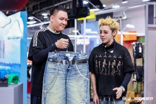 车澈入淘首秀大捷,淘宝服饰加码潮流生态布局
