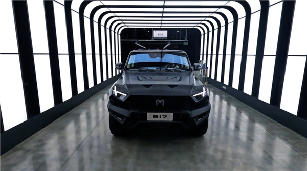 比仰望U8还硬派!东风猛士M800星际战车官图公布:碳纤维装甲车身