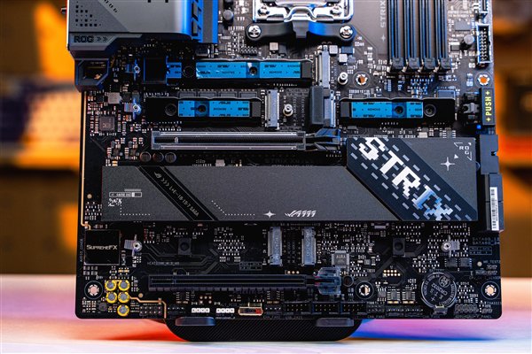 锐龙9000配它才带劲!AMD 870E主板9月30日解禁