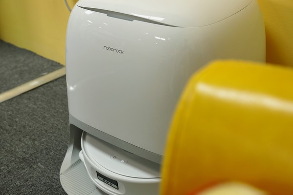 石头自清洁扫拖机器人P20 Pro评测:清洁、越障两手抓,扫地机器人的终极形态