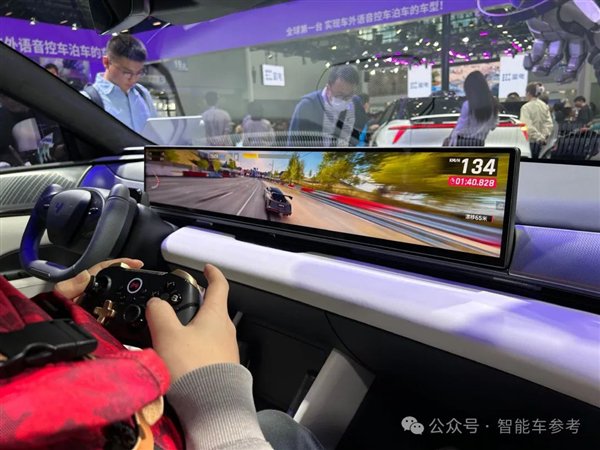 小米汽车越火爆:极越越怀才不遇