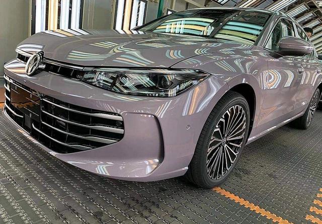 上汽大众全新帕萨特Pro将于成都车展首发