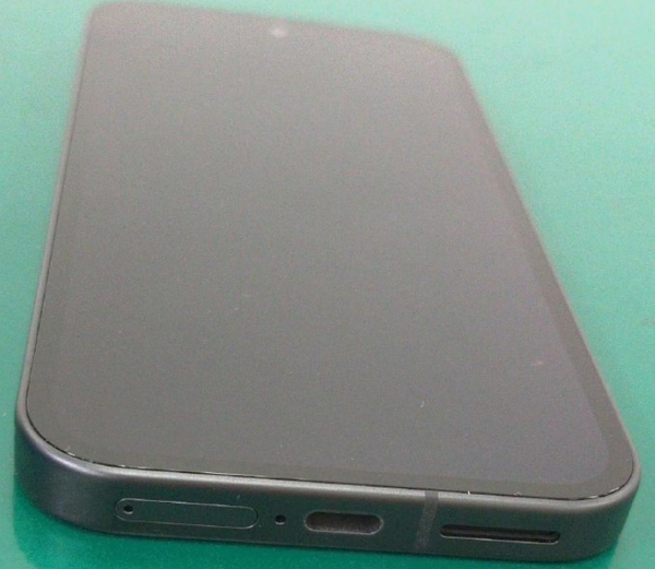 谷歌Pixel 9a早期渲染图曝光 采用全新后置摄像头布局