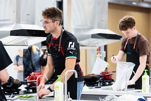 老板电器坚持“科技+人文”纵向深耕，撬动中国厨电增长新空间