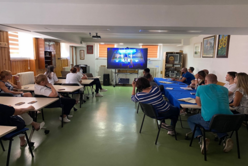 掉粉50万后靠带货口碑涨回40万,抖音电商“同行者”任海龙重获粉丝认可