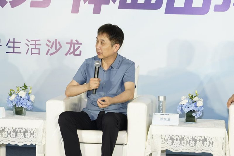 小天鹅双洗站打造家庭“保洁中心”,释放体面生活的自由