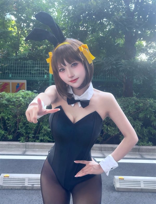 日本妹子COS《尼尔》2B美图赏:皮肤白皙 身材完美