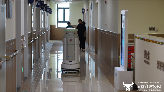 智慧病房、手术室机器人……中山医院“防诊治康”通通有帮手