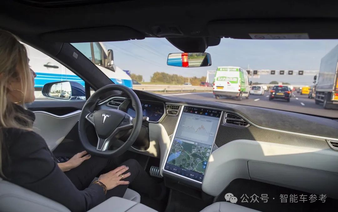5年特斯拉老车，推送最新端到端FSD，极氪尴尬了