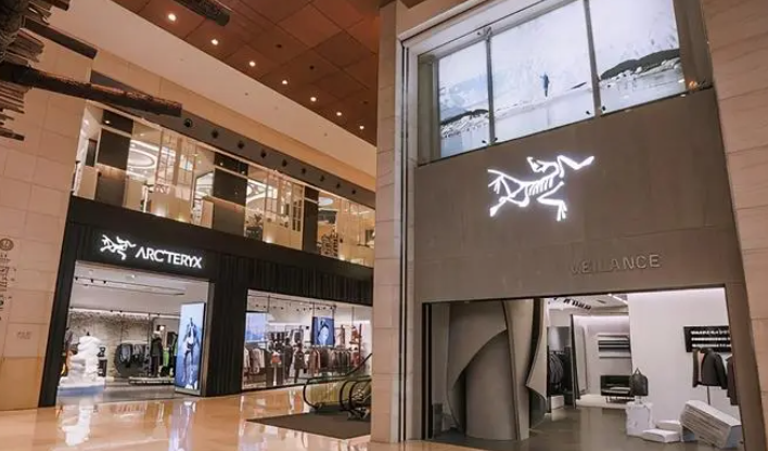 日本“廉价始祖鸟”,闷声搞定中国