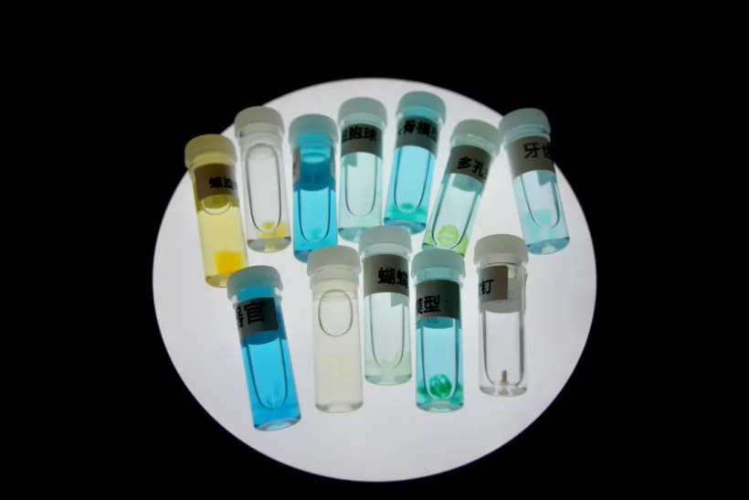 国内首台商业化体积打印装备 OrganSEC 发布:10~120 秒打印厘米尺寸三维活性结构