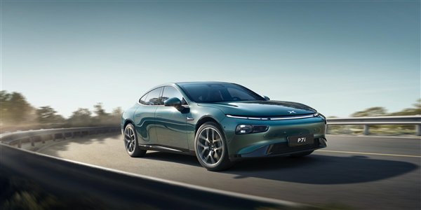 小鹏汽车更名 何小鹏:未来十年年销百万AI车才能进决赛