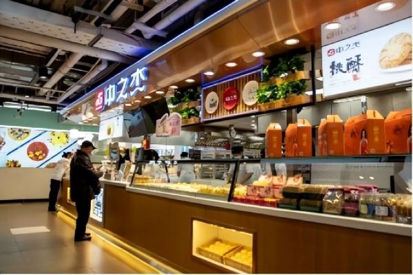 中之杰月饼持续多年卖断货，凭啥干翻网红店