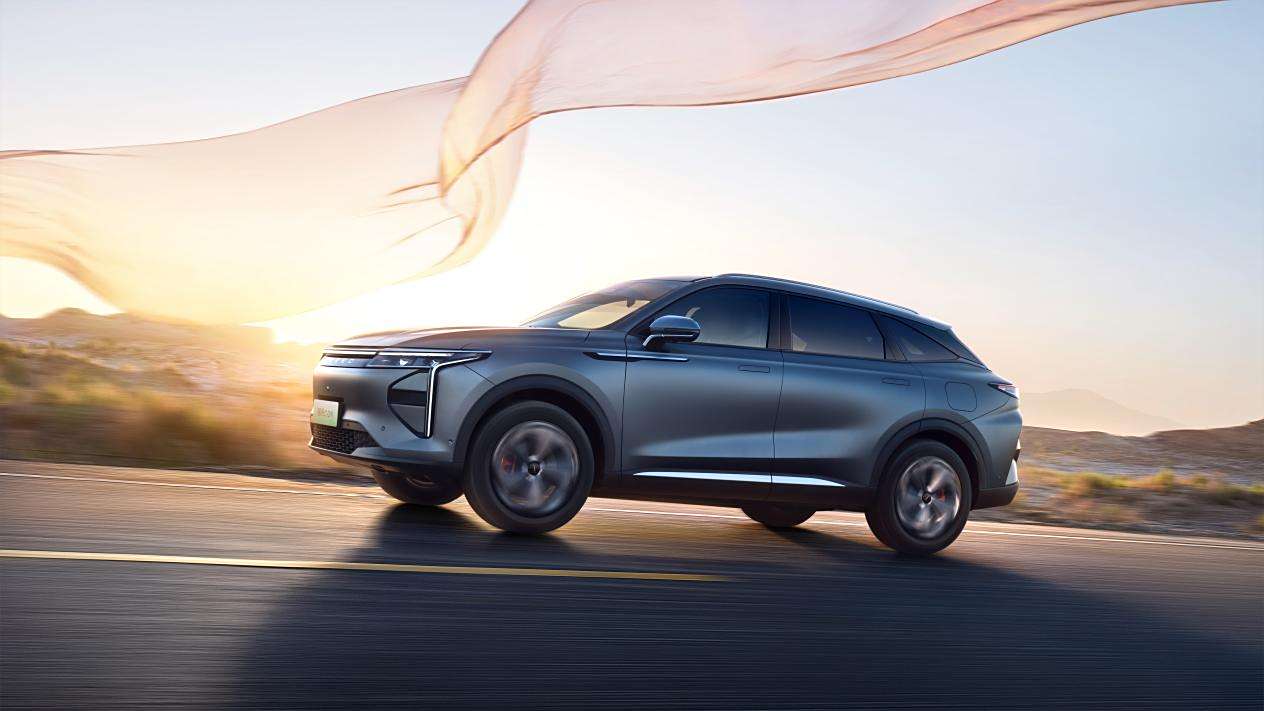 奇瑞星途瑶光 C-DM 新增电四驱版车型，2024 成都车展开启预售