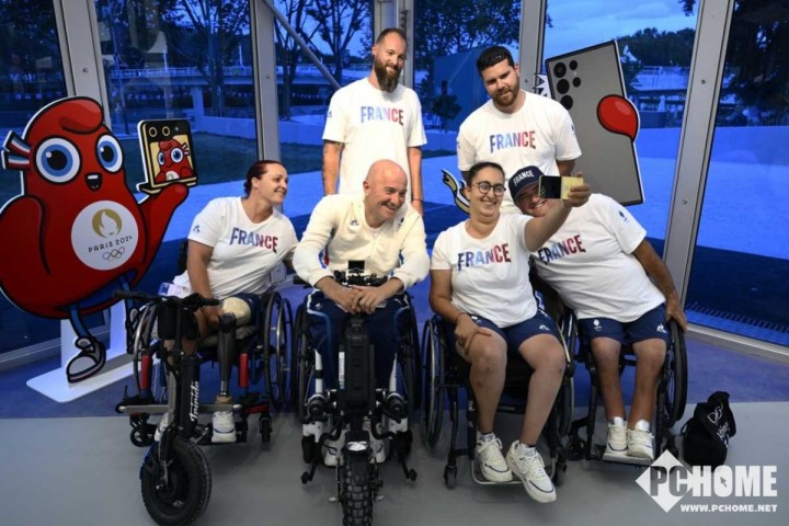 继续送5000台 三星向残奥运动员赠送Z Flip6