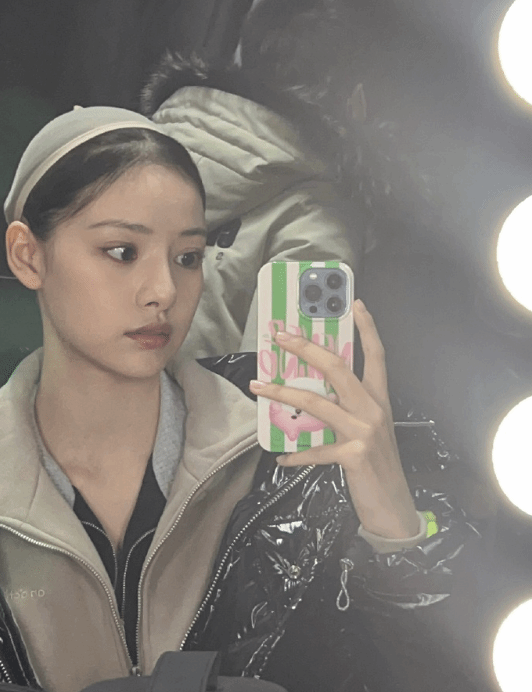 《黑神话:悟空》亢金星君演员晒幕后照:大家玩到哪一关了