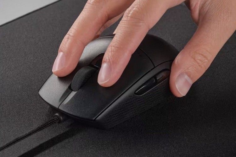 美商海盗船发布 M55 系列有线 / 无线游戏鼠标:轻量化设计,售价 30/50 美元